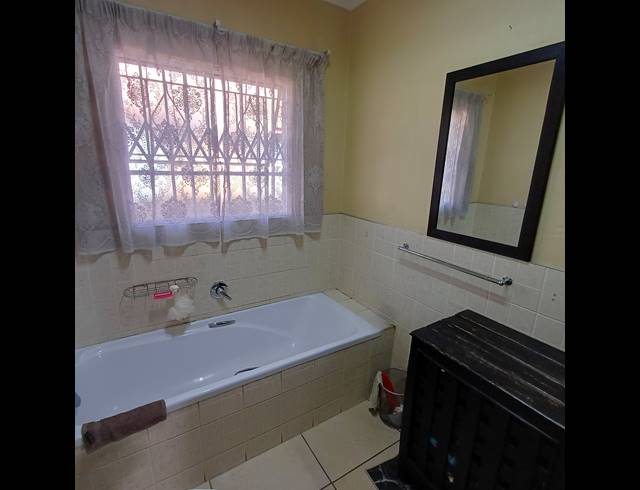 3 BEDROOM TOWNHOUSE FOR SALE IN RIVERSDALE